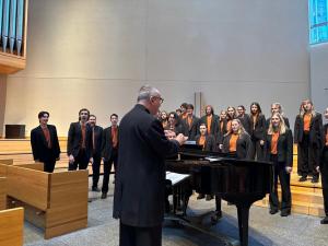 Carl Crossin and Gondwana Chorale Tour Canada and the USA