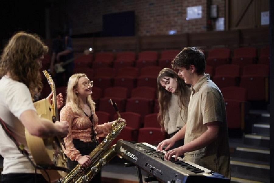 jazz ensemble practicing