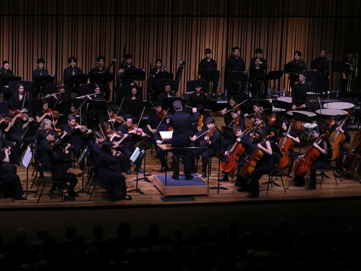 Associate Professor Luke Dollman Conducts the Australian Youth Orchestra's Young Symphonists