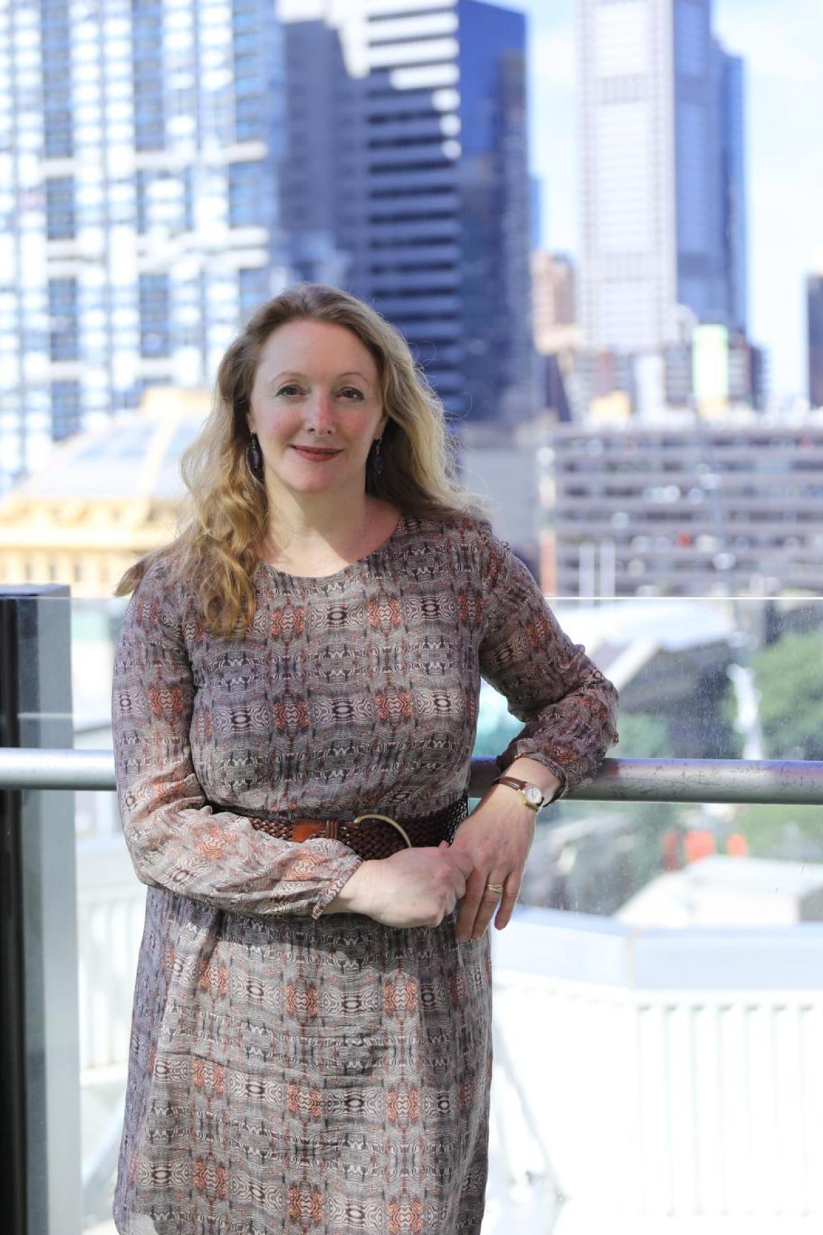 Dr Meg Elkins