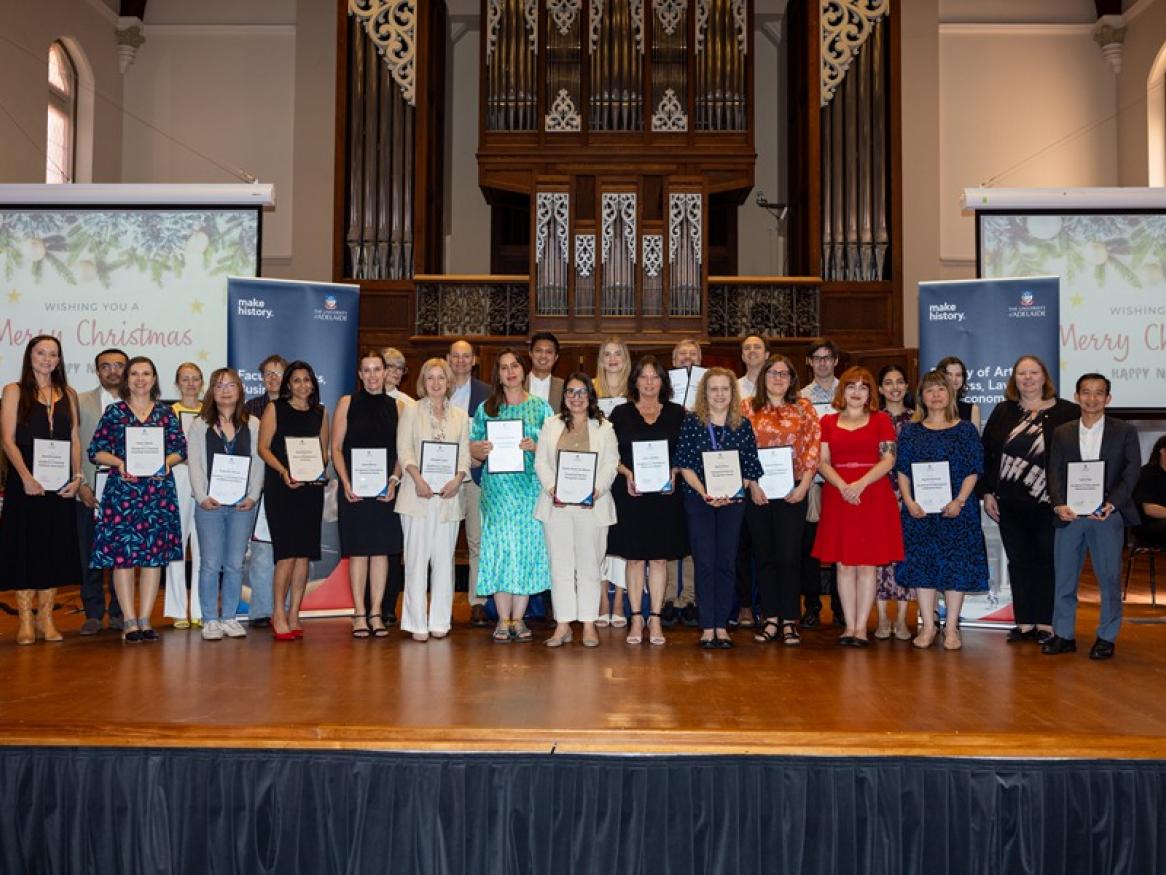 Dr Elizabeth Layton Receives FABLE Award for Excellence in Teaching