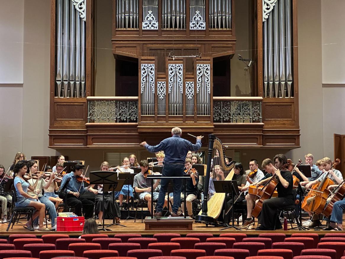 Professor Charles Bodman Rae conducts the Elder Conservatorium Symphony Orchestra