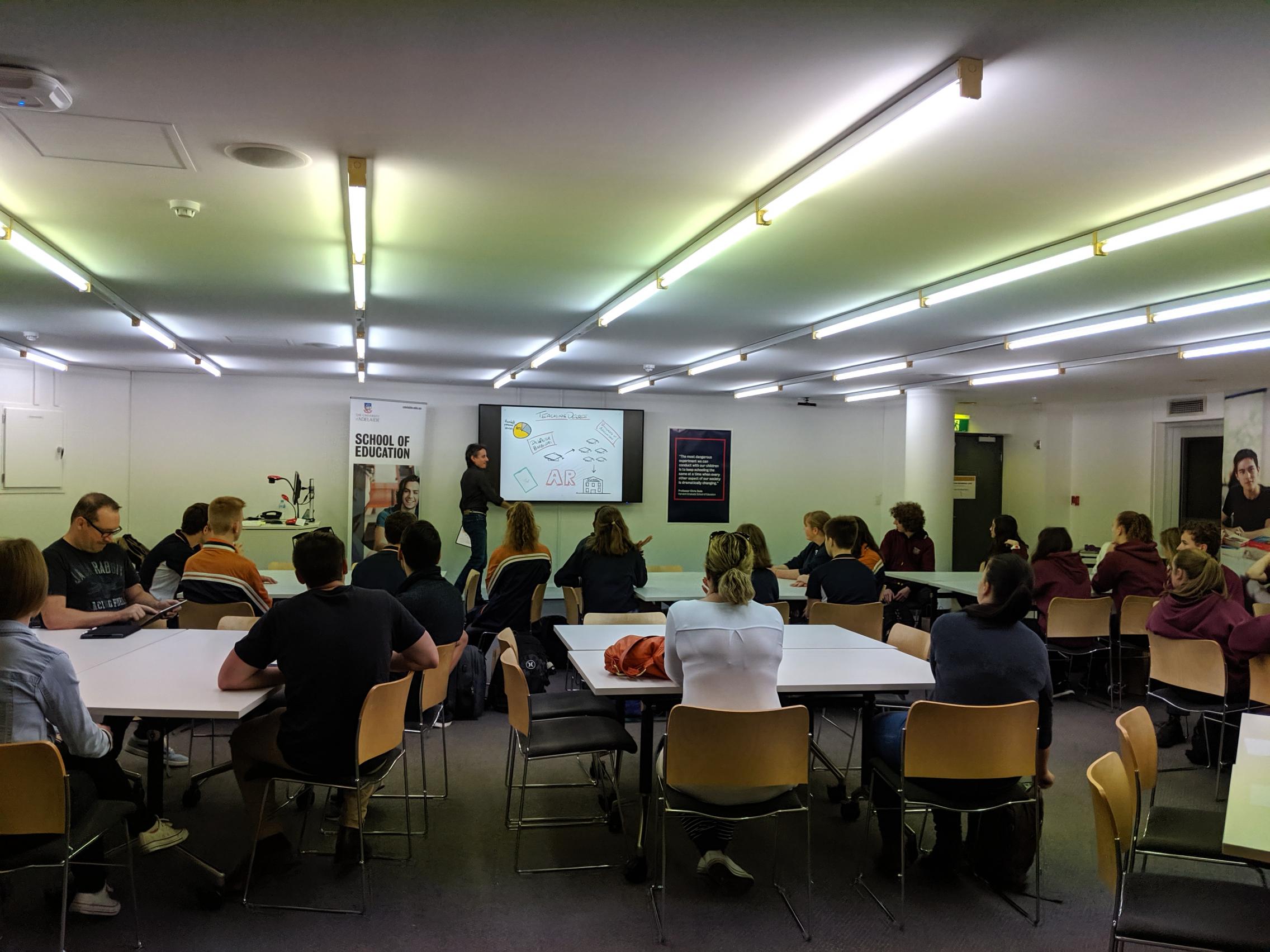 augmented-reality-students-2